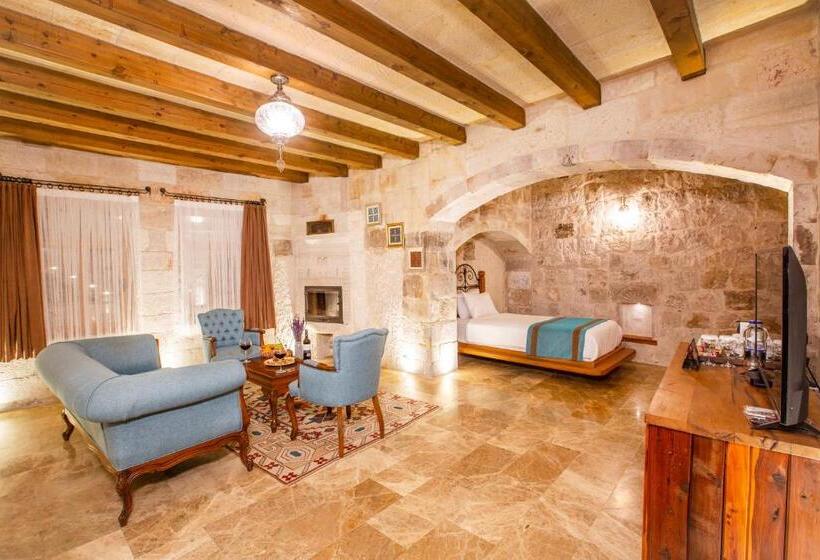 هتل Imperial Cave Suites & Spa