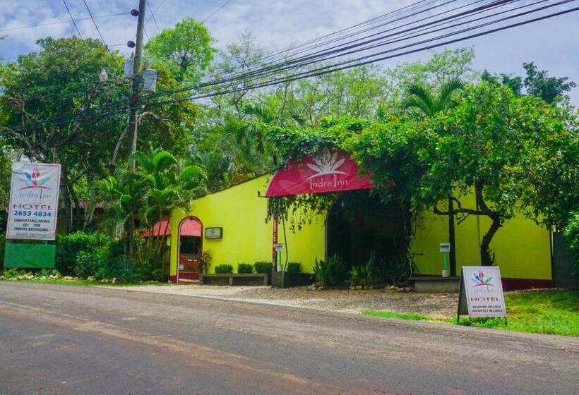 هتل Indra Inn