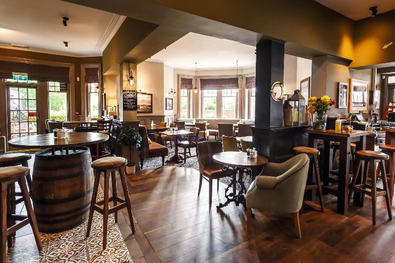 هتل Inn In The Park