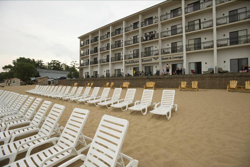 هتل Parkshore Resort