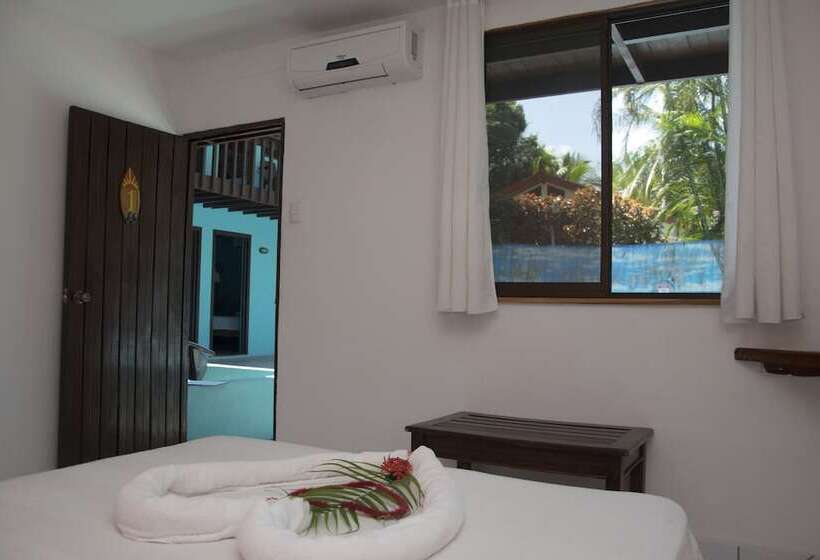 هتل Pelican Beachfront