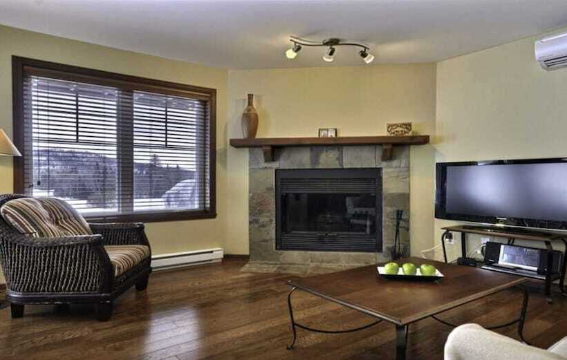 Oasis   Tremblant Sunstar