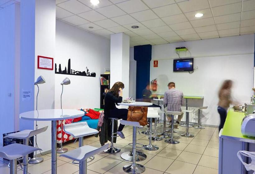 Pil Pil Hostel Bilbao