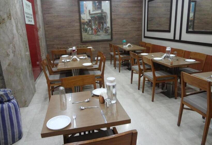 Royal Park Hotel Dockyard