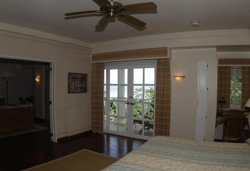 Yap Pacific Dive Resort