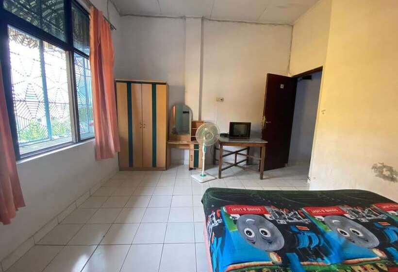 هتل Bulusaraung Homestay Makassar