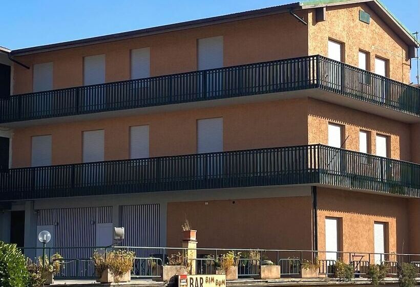 هاستل Umbria Green