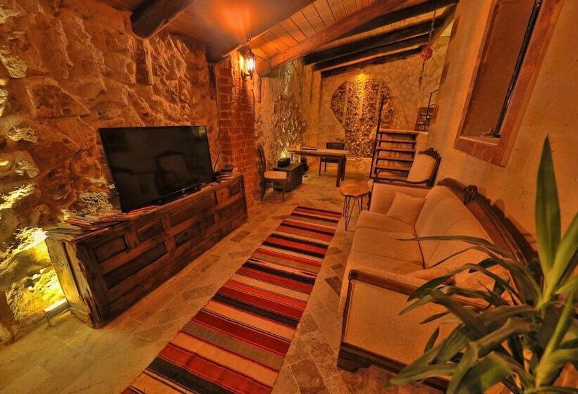 هتل Alphan Cappadocia