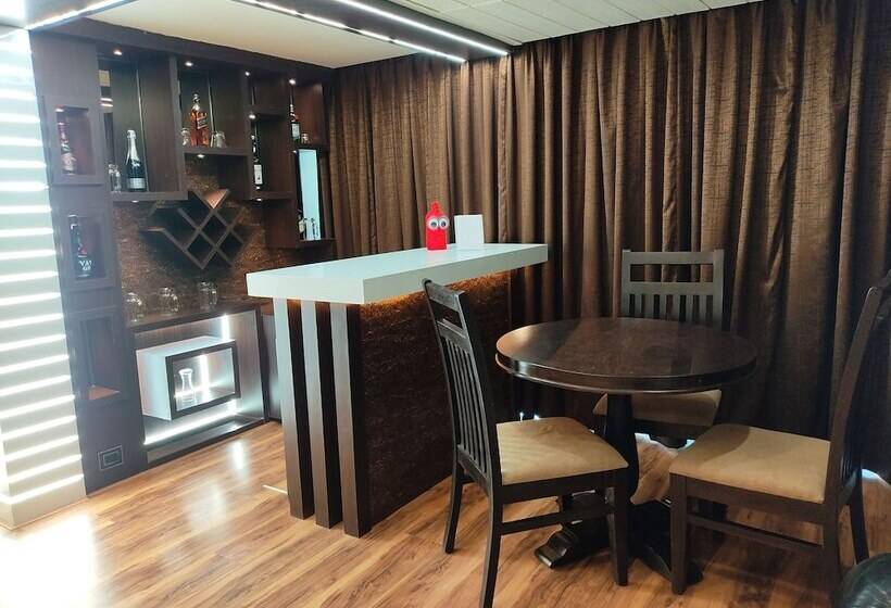 فندق Divan Clarks Inn Goa