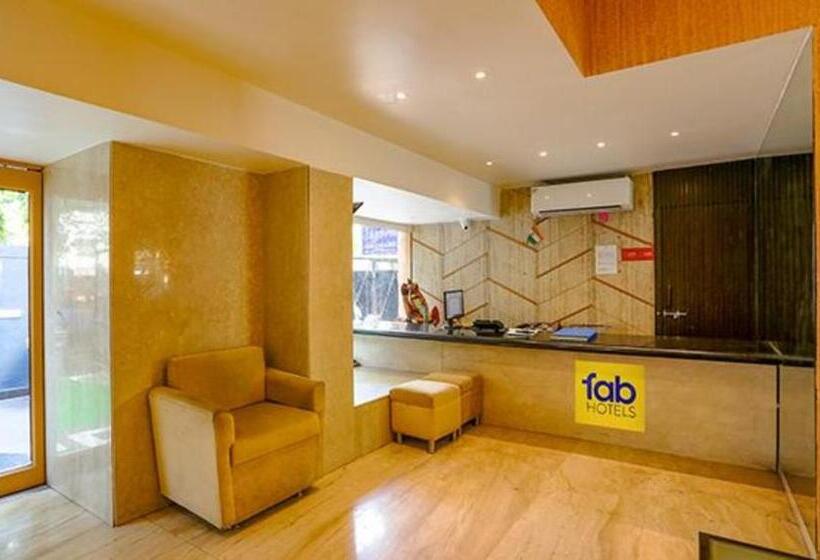 فندق Fabexpress Jayshree   Nr Mumbai International Airport