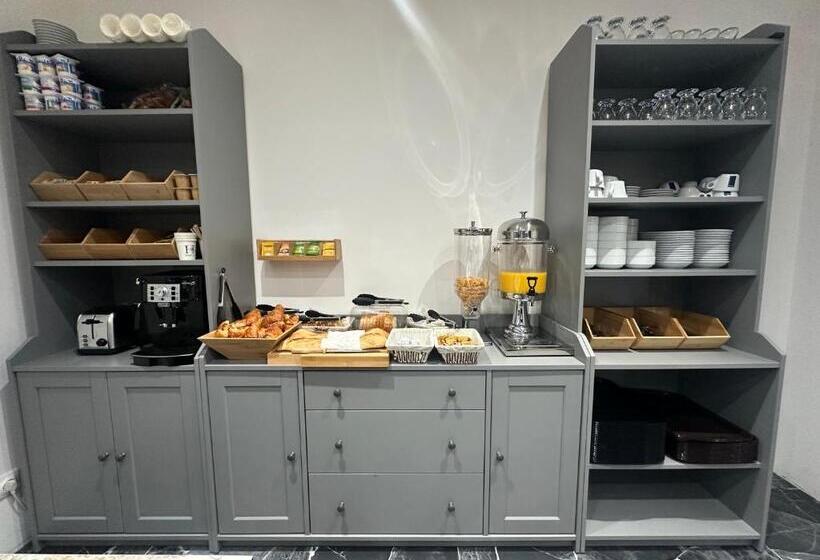 فندق Hôtel Gex