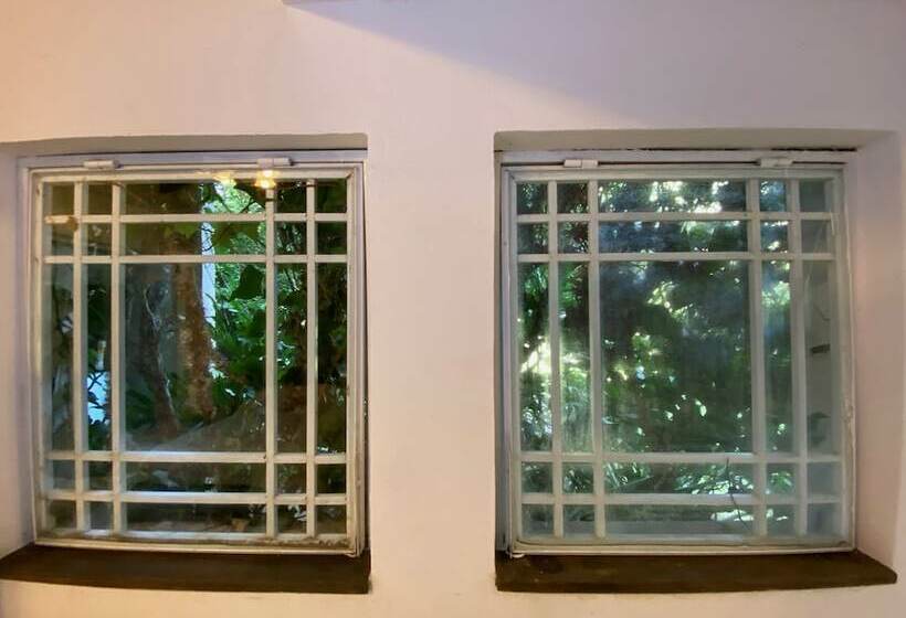 בית מלון כפרי Magnolias Jardin & Boutique Suites