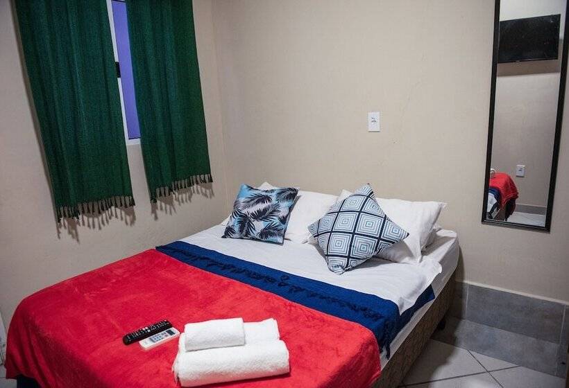 ホテル Pousada Casa Rosada Ilhabela