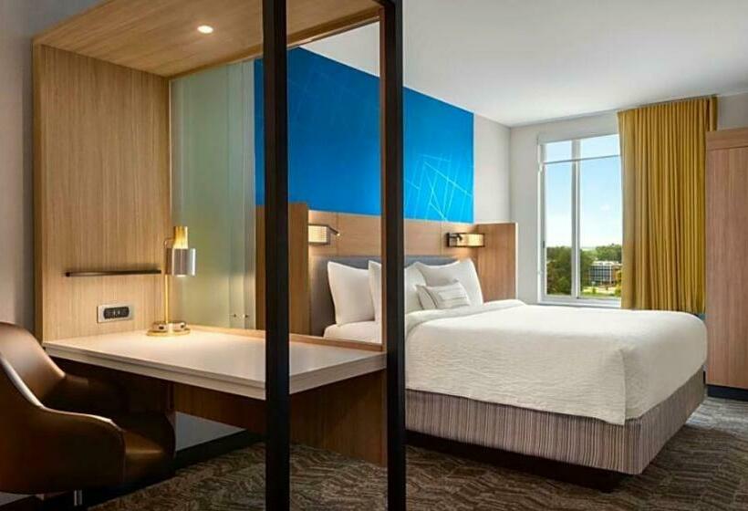 ホテル Springhill Suites By Marriott Menomonee Falls