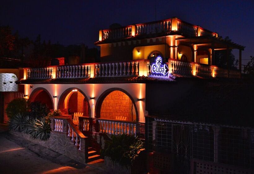تختخواب و صبحانه Hostal Cuba