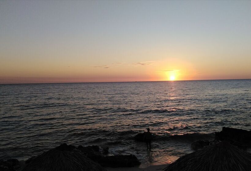 تختخواب و صبحانه Hostal Cuba