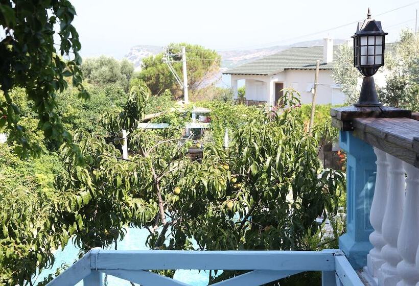 هتل Arya Karaburun