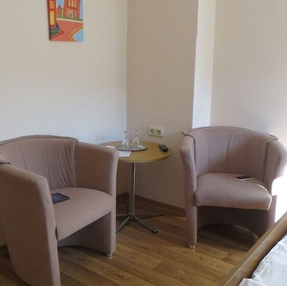 ホテル Zur Brücke