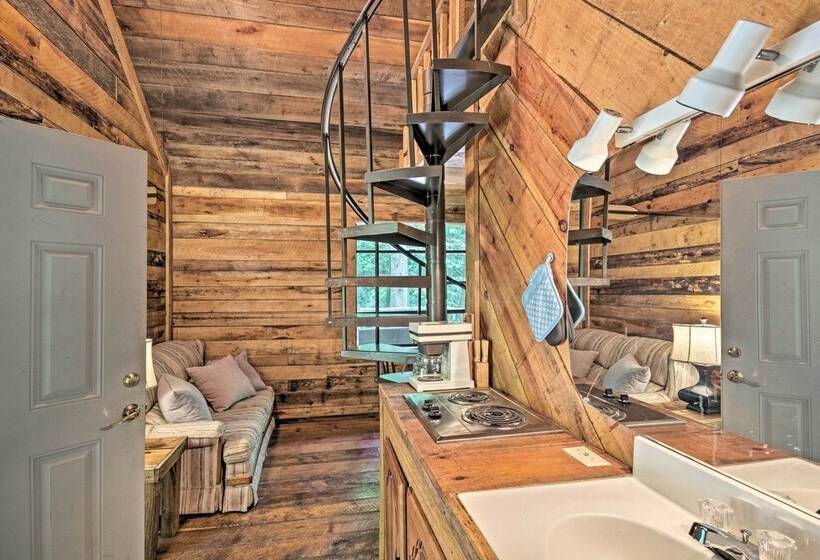 Creekside  Cabin W/ Deck In Pisgah Forest!