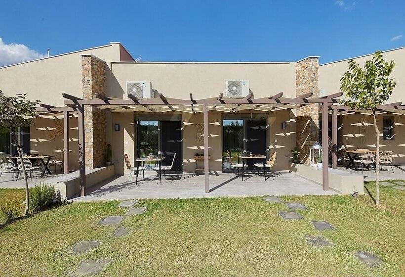 Flamingo View Suites