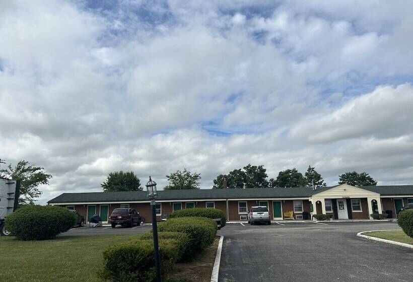Hillcrist Motel