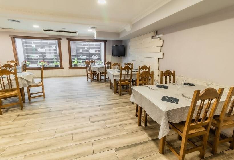 בית מלון כפרי Hostal El Bomba