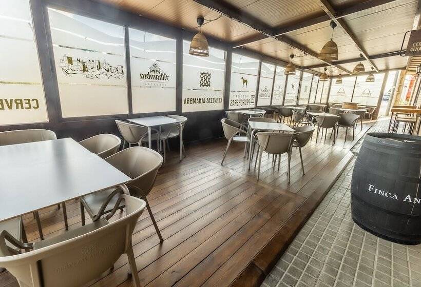 בית מלון כפרי Hostal El Bomba