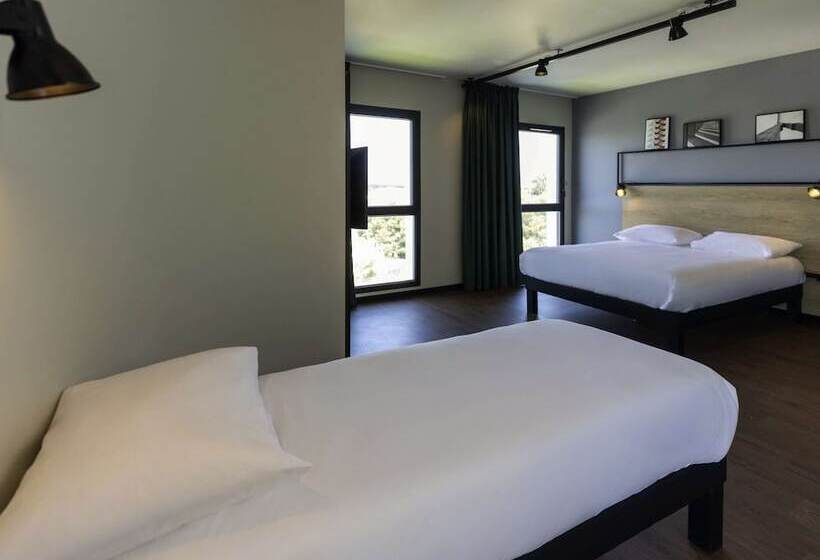 هتل Ibis Marseille Marignane Technopole