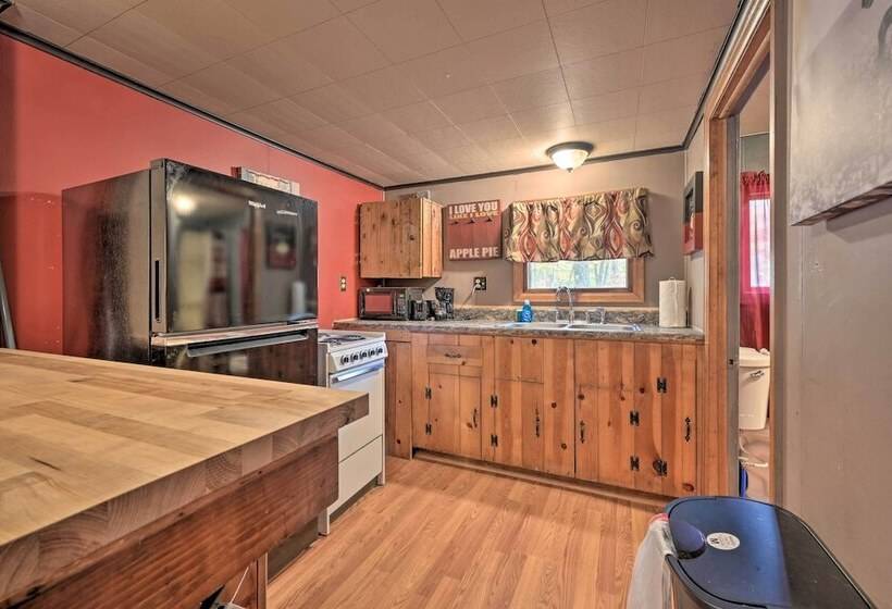 Matt Dillon  Cabin ~ 1 Mile To Raystown Lake!