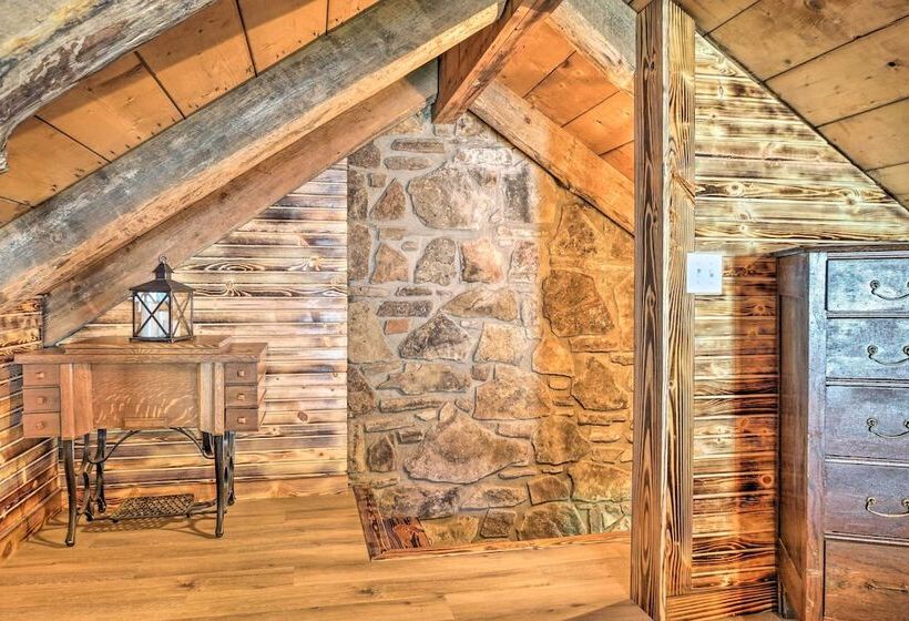 Picturesque Log Cabin < 1 Mile To Table Rock Lake!