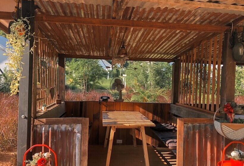 استراحتگاه Mont Blanc Glamping Khao Yai