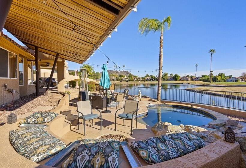 Upscale Phoenix Oasis W/ Small Private Pool & Spa!