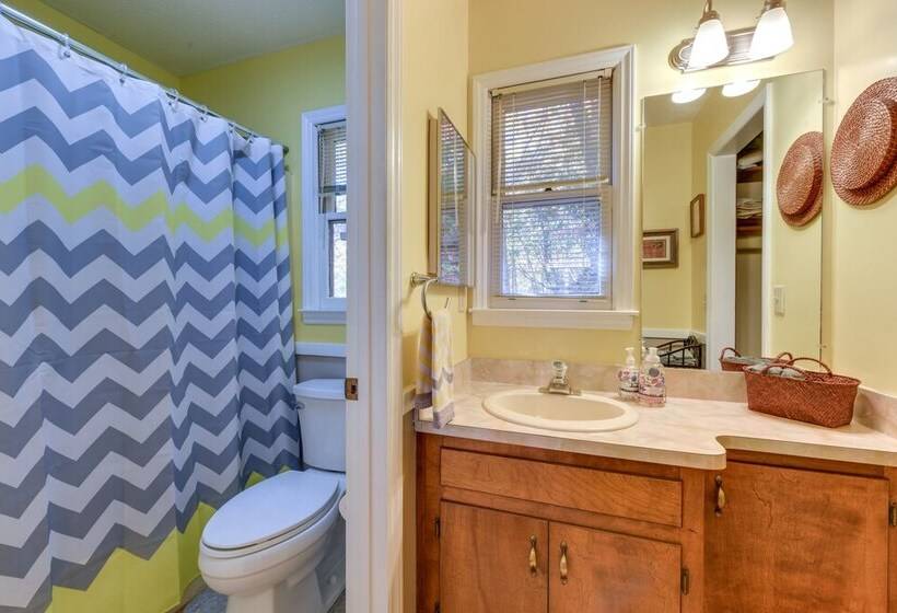 Villa Labri: Magical Maggie Valley Escape!