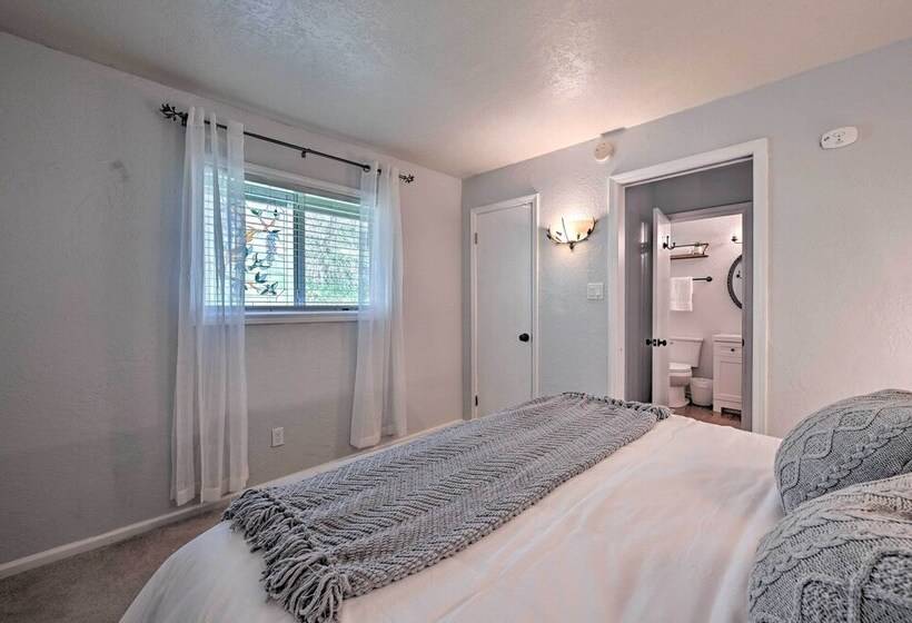 Whispering Pines Home: Fire Pit, Near Scenic Hikes