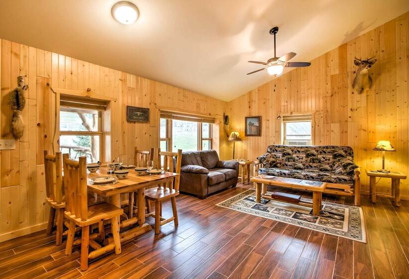 Cabin By The River: Visited By Treehouse Masters!
