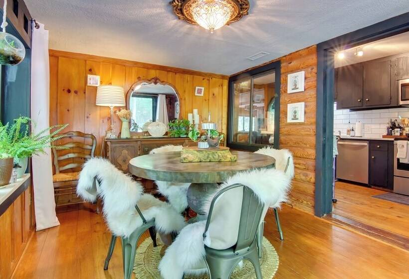 Cabin In Lake Lure; Near Chimney Rock & Asheville!