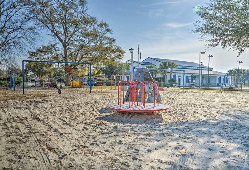 Below Deck  Beach House: Walk To The Ocean!
