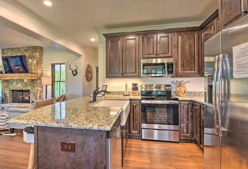 Gated Glenville Cottage: Hike, Fish, & Golf!