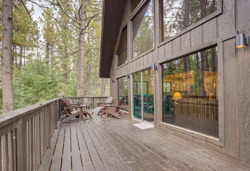 Deluxe A Frame Home W/ Game Room & Deck!