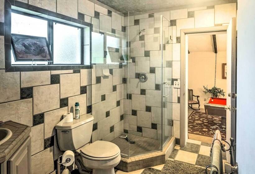 Downtown Cottonwood Home W/ Patio!