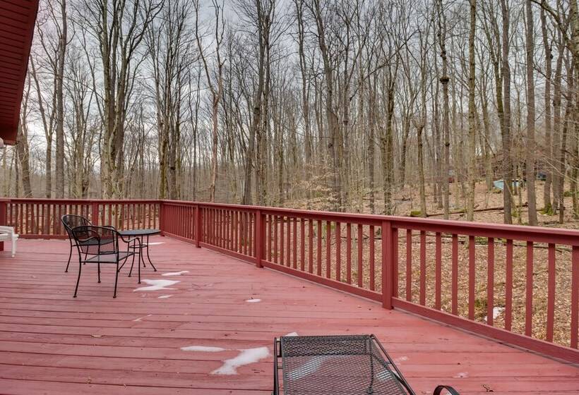 Gouldsboro Cabin W/ Game Room   Near Lakes!