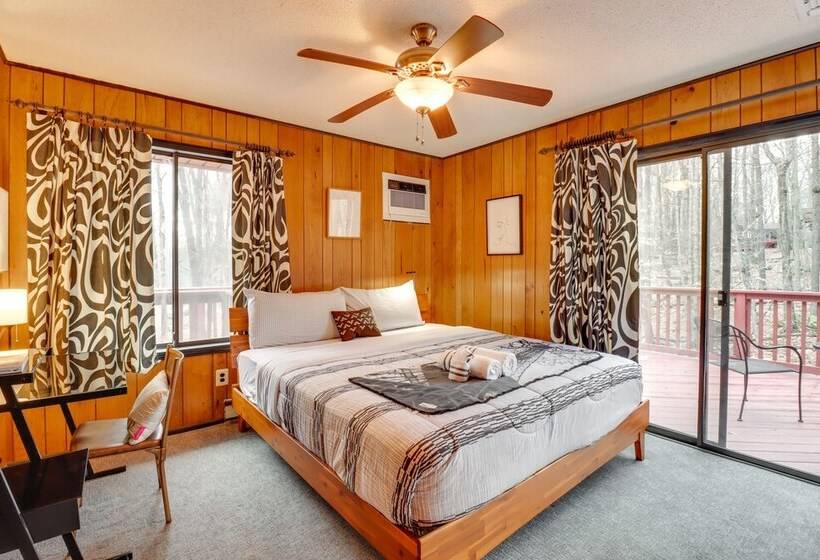 Gouldsboro Cabin W/ Game Room   Near Lakes!