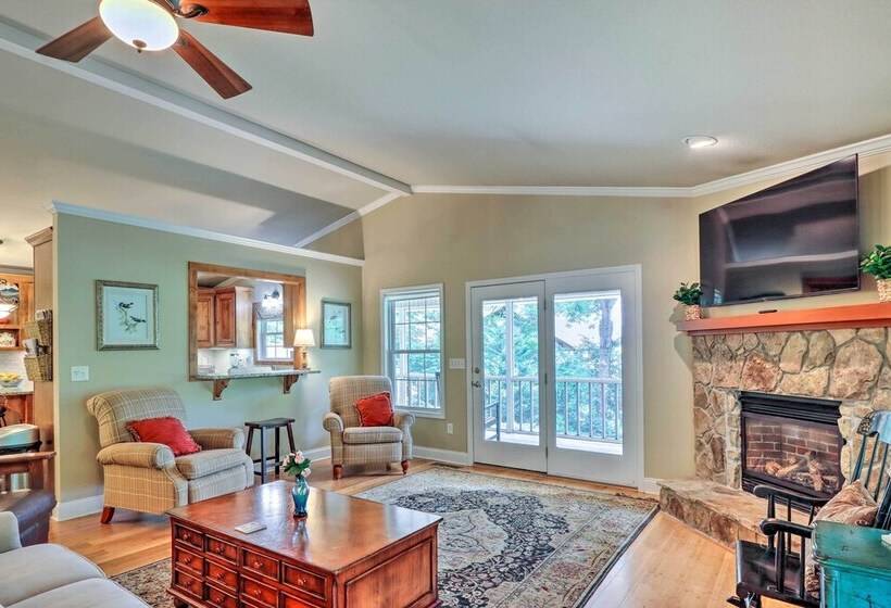 Lake Chatuge Retreat W/ Dock & Mtn Views!