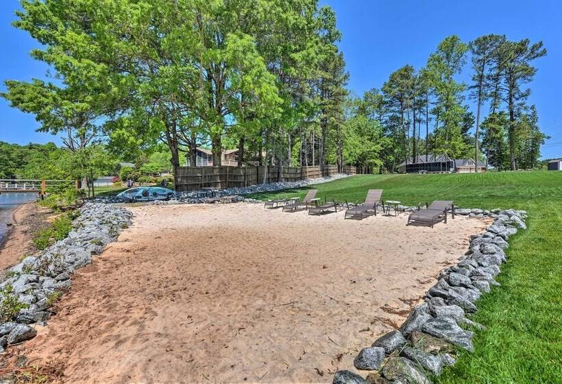 Lakefront Retreat W/ Kayaks & Paddleboards!