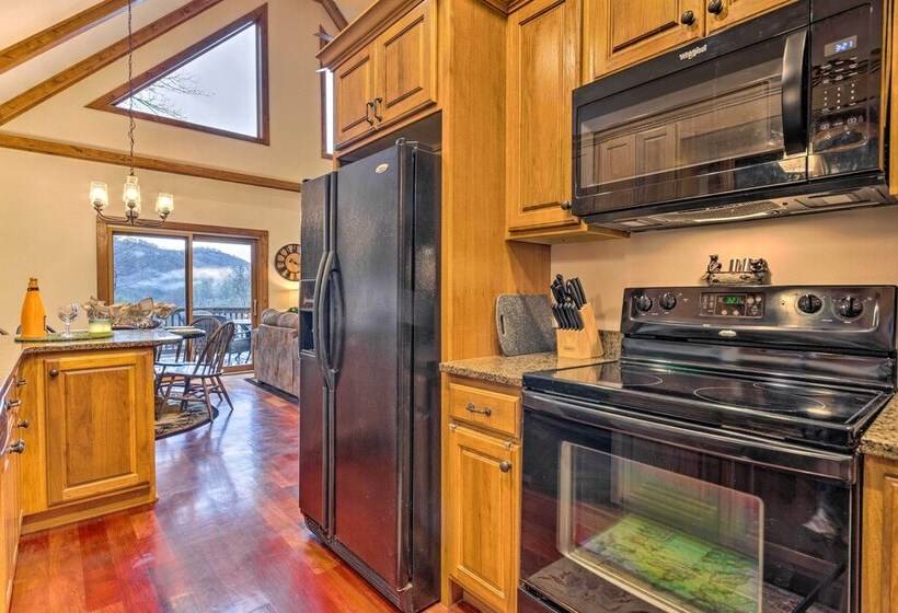 Mountain Cabin W/ Fire Pit, Walk To Golf & Fishing