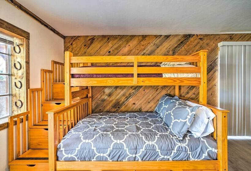 Pet Friendly Chino Valley Cabin W/ Game Room!