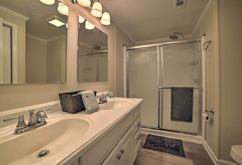 Stanardsville Cabin Rental ~ 24 Mi To Shenandoah!