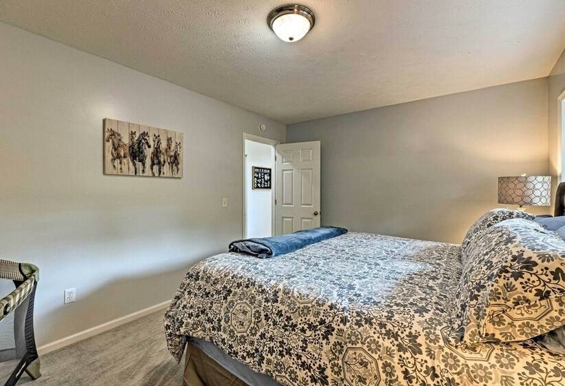 Resort Home W/ Game Room & Luxury Backyard!