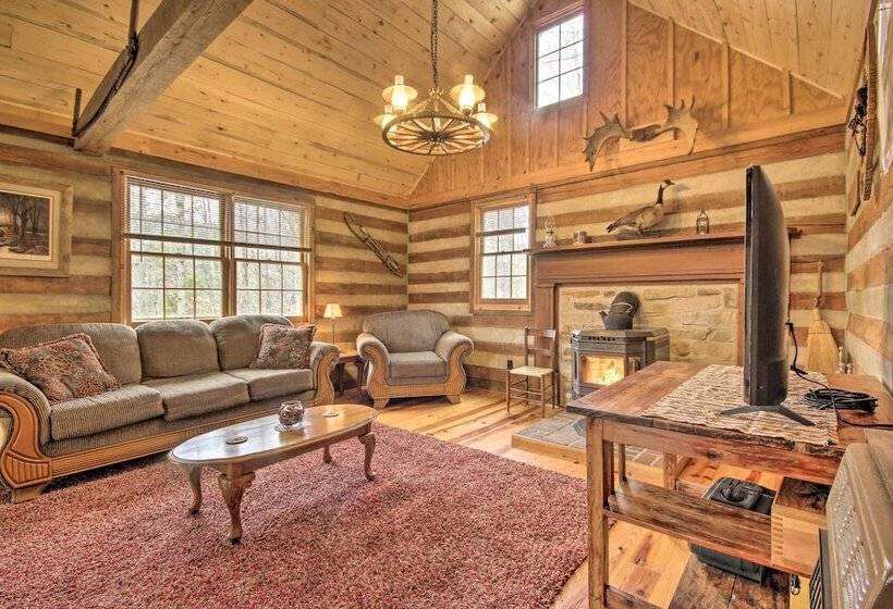 Scenic Cabin W/ Deck & Fire Pit   Near Hiking!