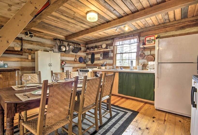 Scenic Cabin W/ Deck & Fire Pit   Near Hiking!